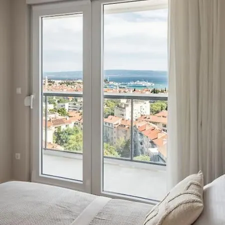 Majestic View Penthouse Apartment